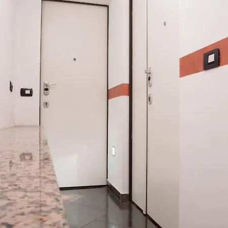 Comfortable Flat In Porta Romana